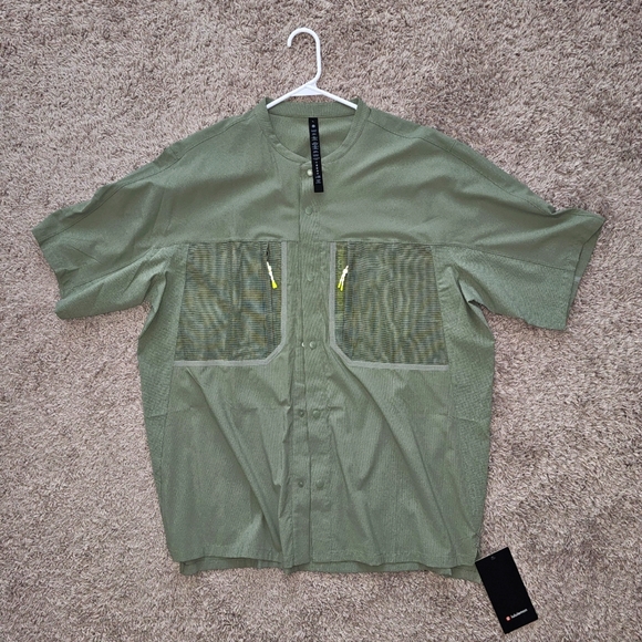 Lululemon Extra Large (XL) Green Men's Shirt - Picture 1 of 10